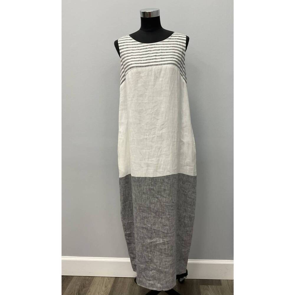 NEW HUBERT GASSER linen dress with pockets in white/black